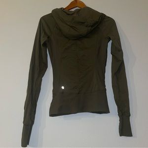 lululemon olive jacket size 6
